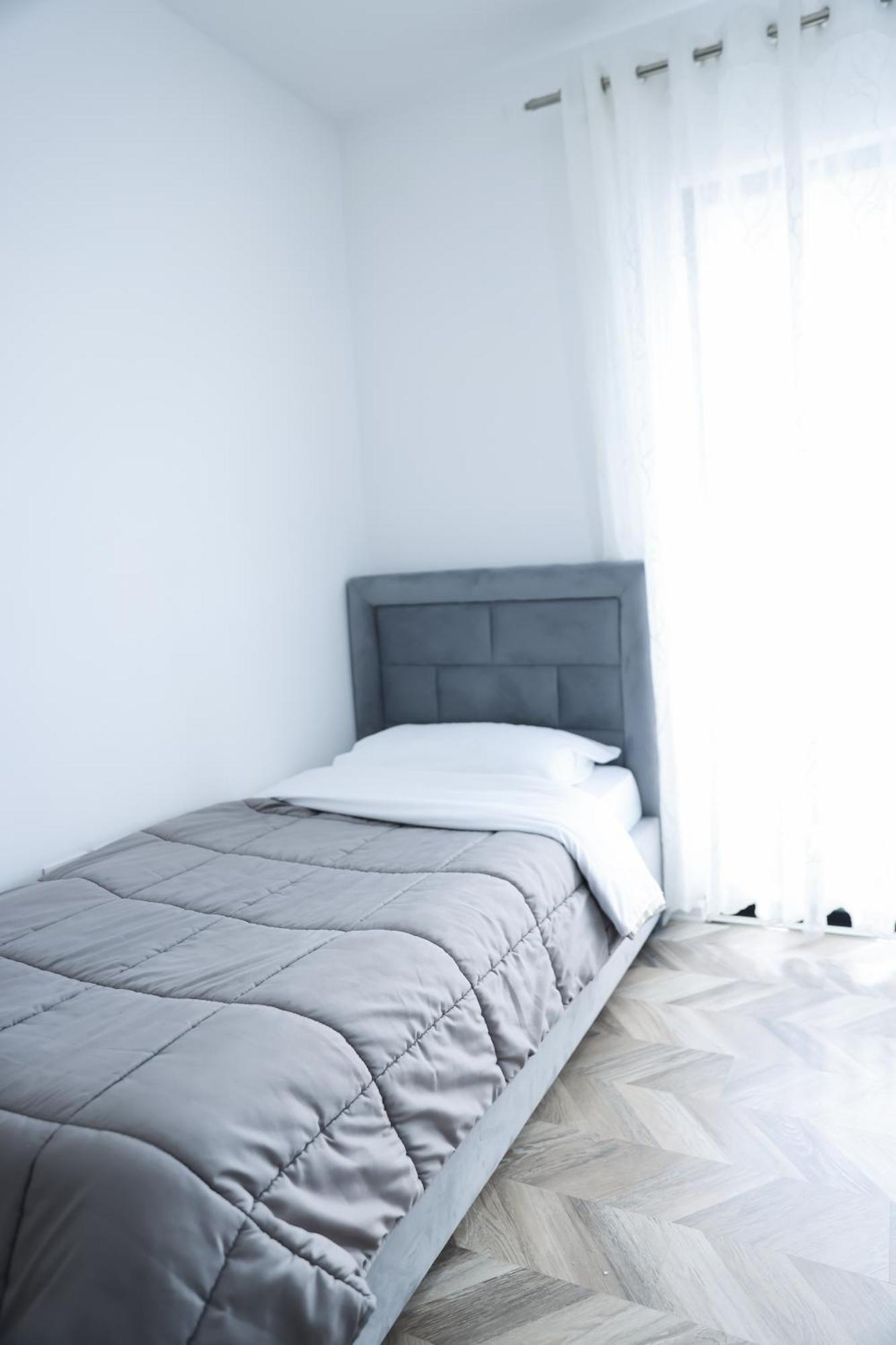 טיראנה Family Apartment מראה חיצוני תמונה